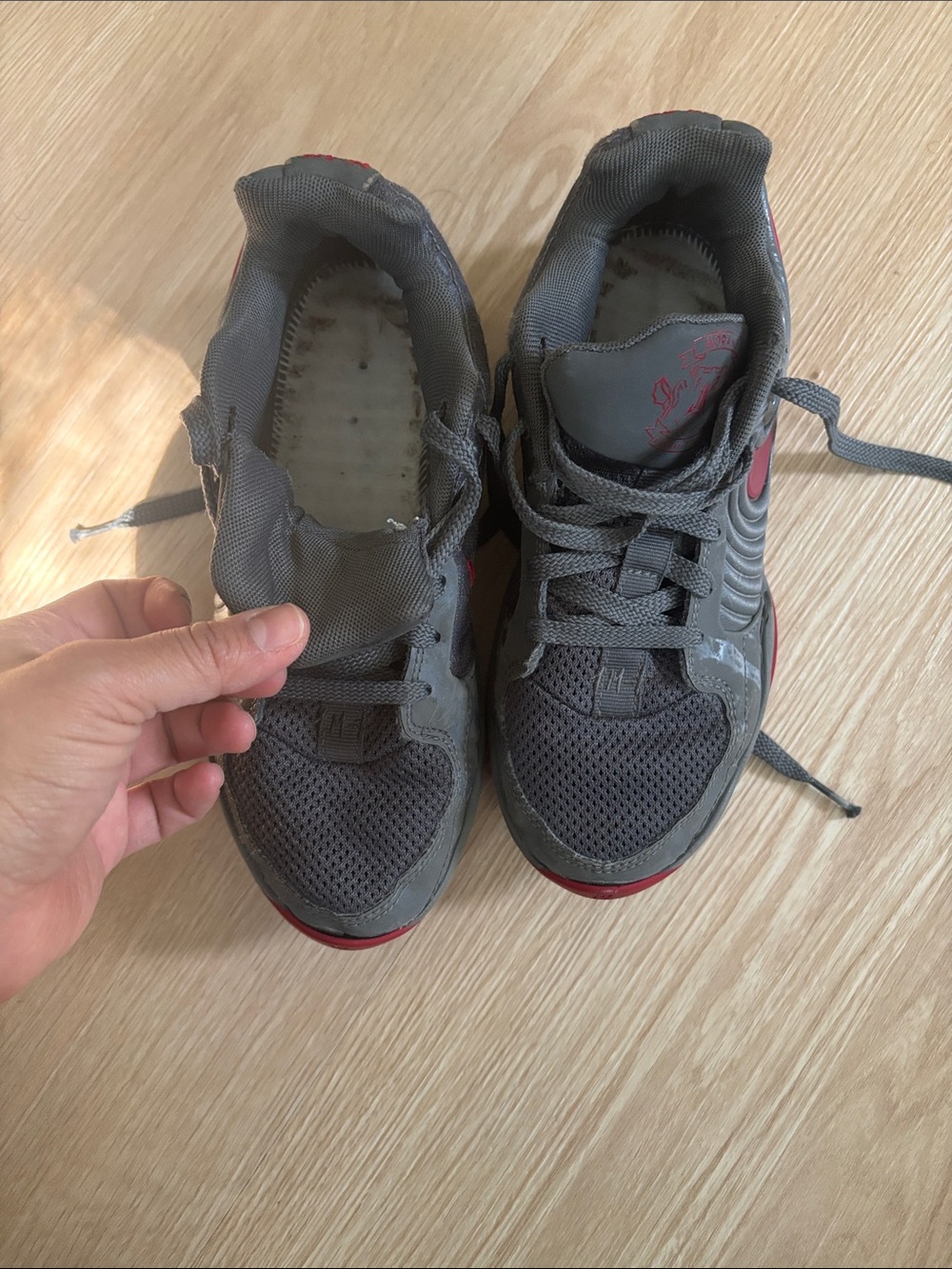 Nike Kids Gray and Red Sneakers